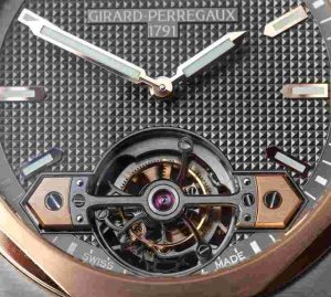 Replica Uhren Girard-Perregaux Laureato Tourbillon Überprüfung