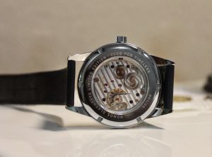 Replica Uhren Nomos Glashutte Timeless Club II Rezension