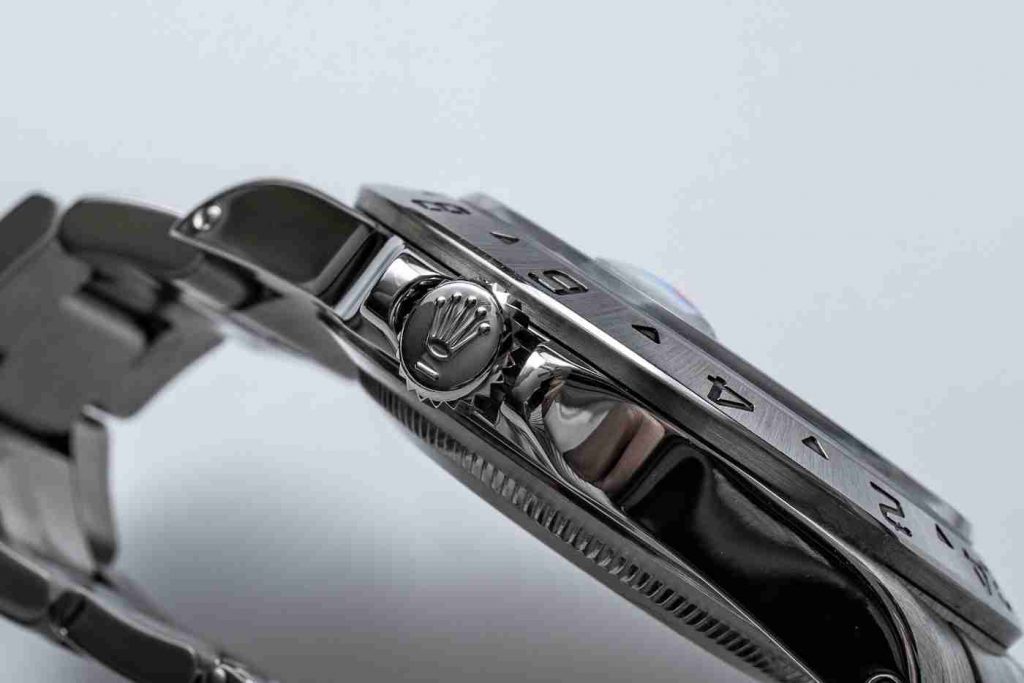 Im Detail Die Schweizer Replica Uhren Rolex Explorer II Polar Zifferblatt 42mm 16570