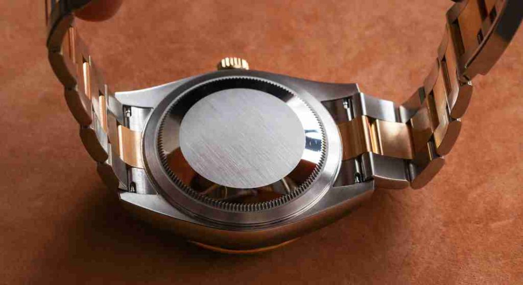 Replica Uhren Rolex Sky-Dweller Oyster Perpetual Champagner Zifferblatt Gelbgold 42mm