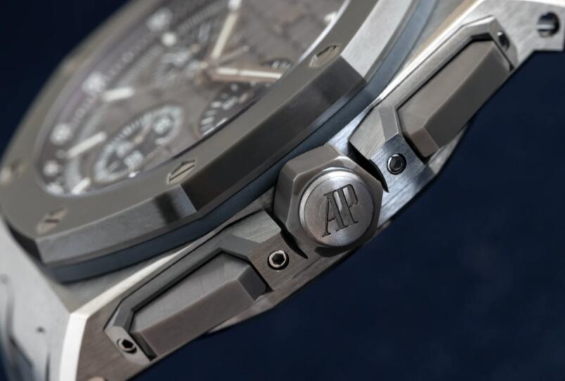 Guide von Replik Uhren Audemars Piguet Royal Oak Offshores Automatik Chronograph Titan 43mm 3