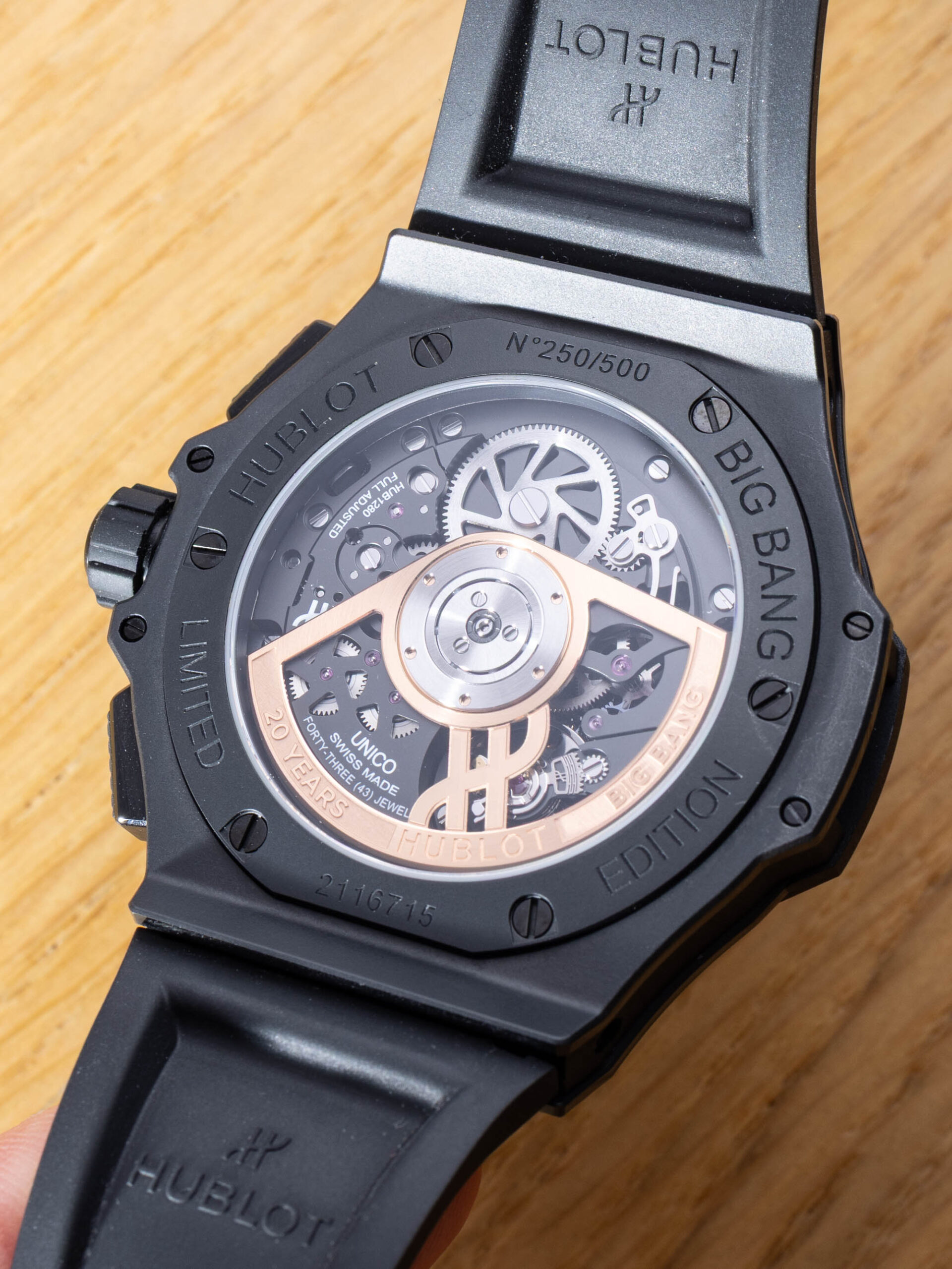 Hublot Big Bang Original 20th Anniversary All Black Keramikgehäuseboden und HUB1280 Uhrwerk